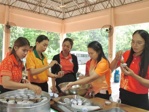 โครงการอบรมส่งเสริมอาชีพระยะสั้น หลักสูตรการทำปลาส้มไร้กาง และเค้กกล้วยหอม