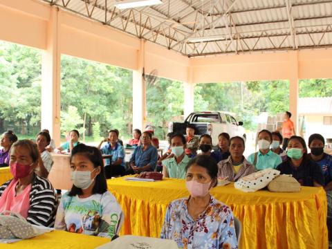 โครงการอบรมส่งเสริมอาชีพระยะสั้น หลักสูตรการทำปลาส้มไร้กาง และเค้กกล้วยหอม