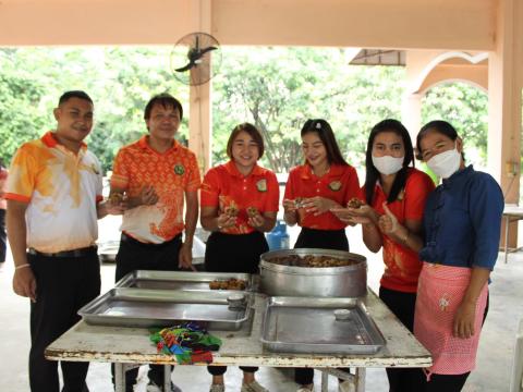 โครงการอบรมส่งเสริมอาชีพระยะสั้น หลักสูตรการทำปลาส้มไร้กาง และเค้กกล้วยหอม